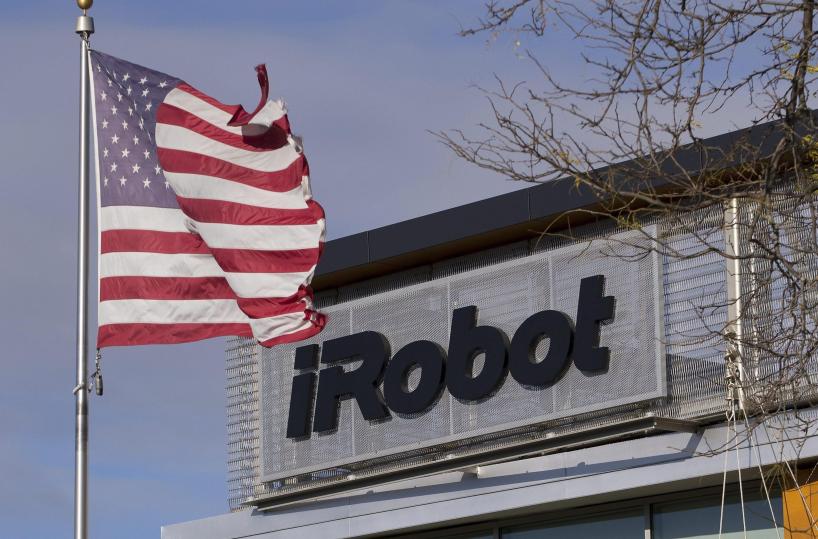 iRobot getta la spugna, il robot aspirapolvere Roomba in bancarotta