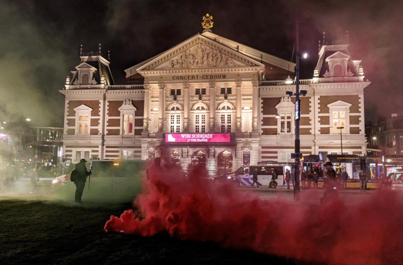 Olanda, 22 arresti per protesta contro il concerto del cantore dell'esercito israeliano