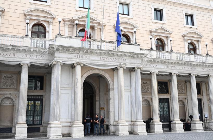 Inps, 27 milioni di lavoratori nel 2024, +1,4 milioni sul 2019