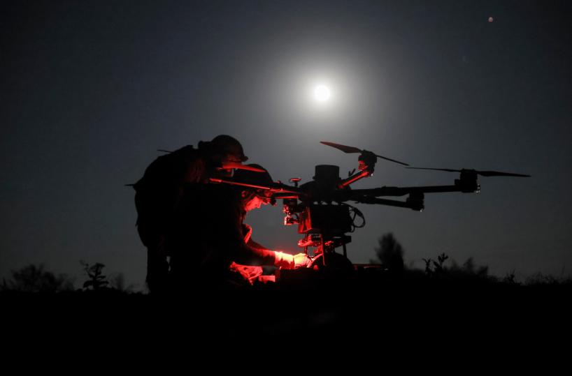 Media, droni ucraini colpiscono una raffineria in Russia