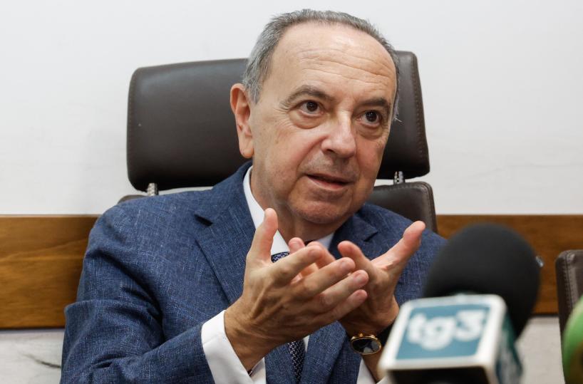 Caso Almasri, il Csm archivia la pratica di trasferimento di Lo Voi