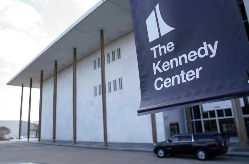 Casa Bianca, il Kennedy Center cambia nome, diventa il Trump-Kennedy Center