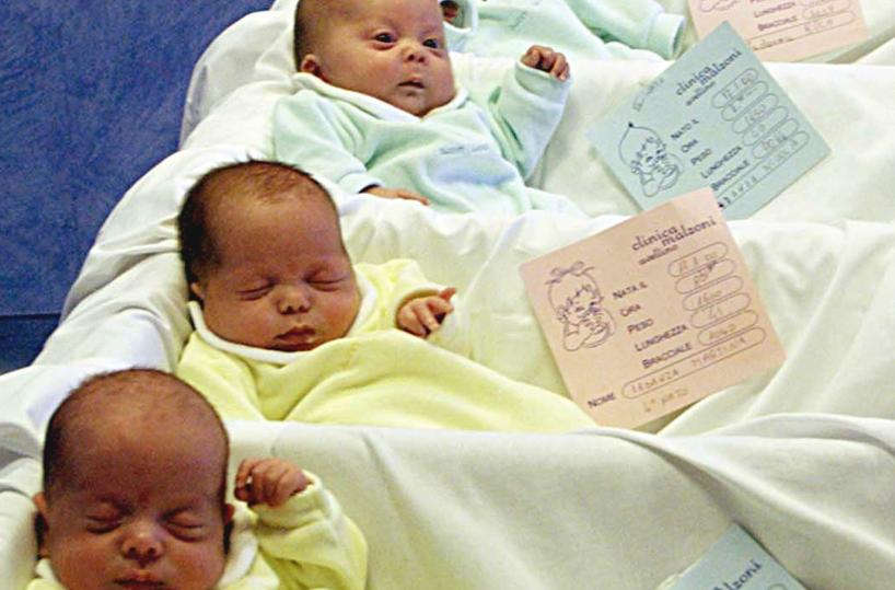 Istat, sempre meno persone vogliono avere un figlio in Italia