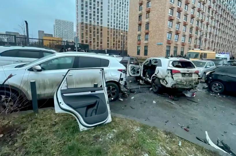 A Mosca esplode auto nella via dove &egrave; morto il generale, 2 agenti feriti