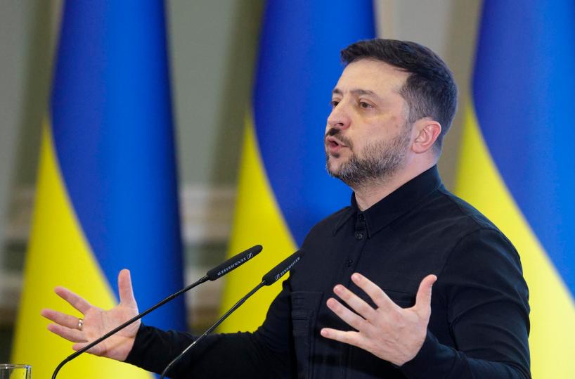 Zelensky, 'posizioni forti per impedire a Putin di eludere la pace'