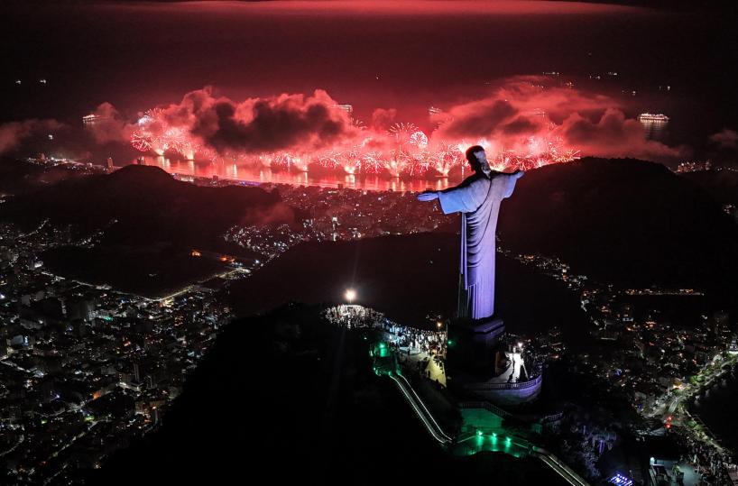 Rio svela il piano per il Capodanno, 13 palchi e fuochi d'artificio