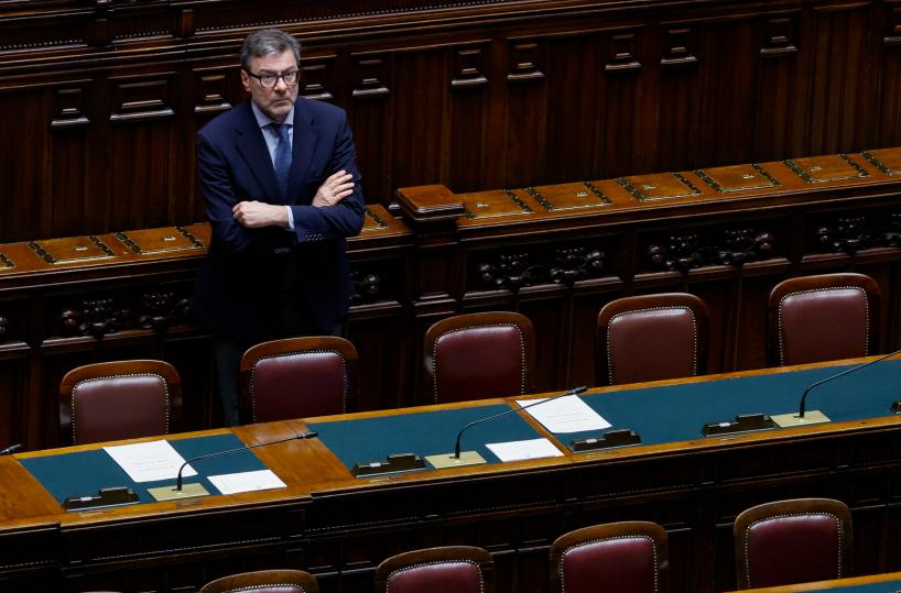 Giorgetti, su stop aumento et&agrave; pensionabile vedremo nel 2026