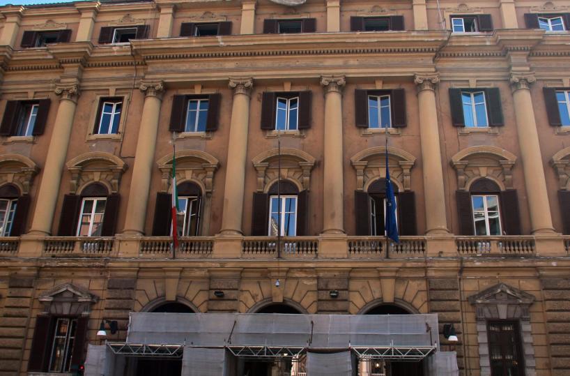 Lo spread tra Btp e Bund tedeschi in calo a 66,6 punti in avvio di seduta