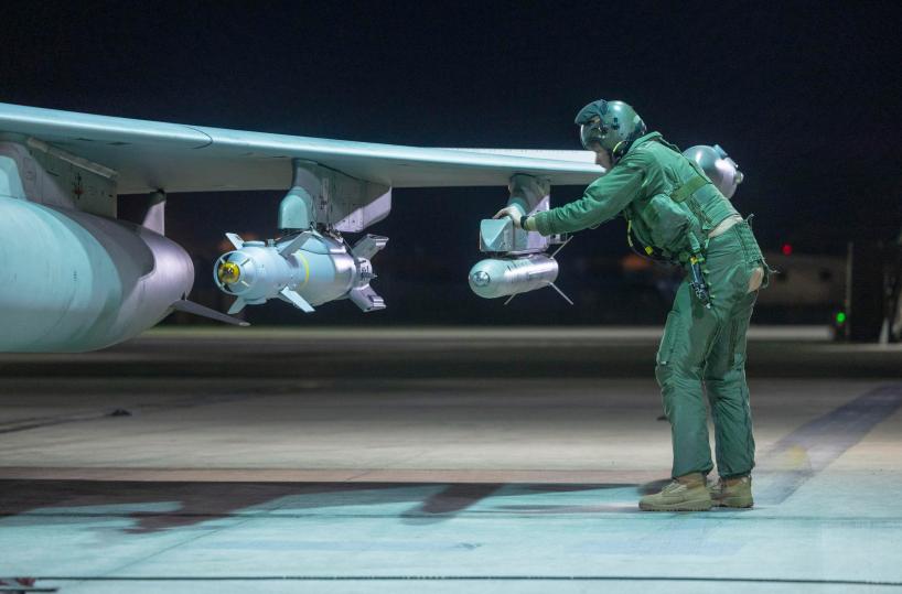 Londra, 'blitz contro l'Isis in Siria condotto insieme ai francesi'