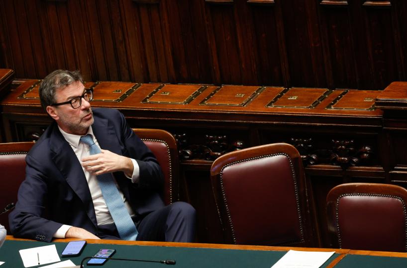 Giorgetti, clausola per spese difesa implica richiesta di scostamento