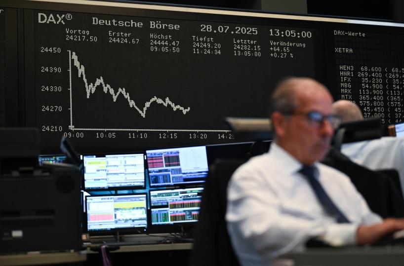 Borsa: l'Europa &egrave; cauta in avvio, Francoforte -0,01%