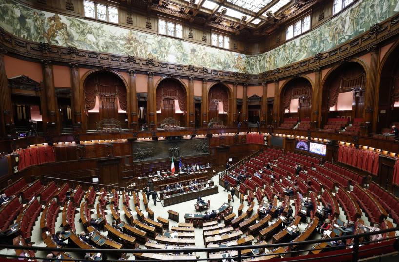 Meloni, se ci sar&agrave; chiusura opposizioni in Parlamento legge elettorale a maggioranza