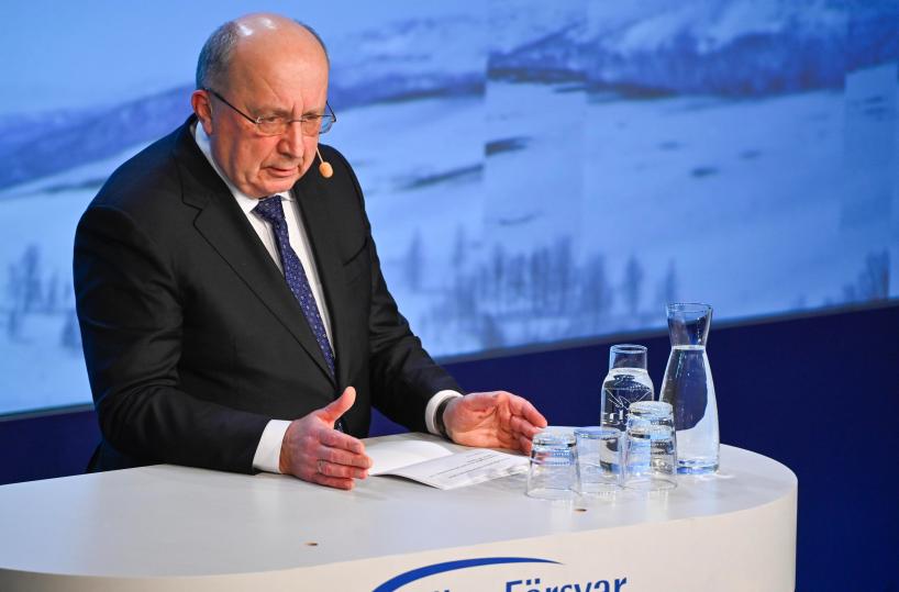 Commissario Ue, 'i tempi della pax americana sono finiti'