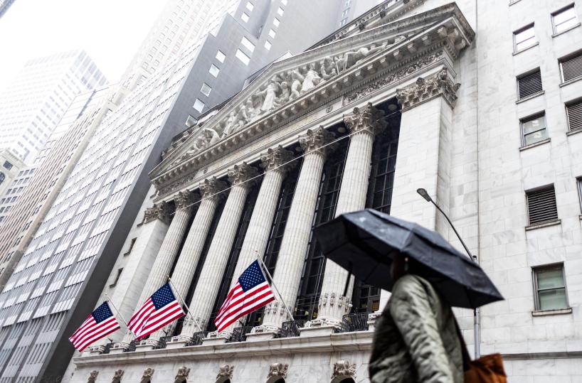 Wall Street apre debole, Dj -0,11%, Nasdaq +0,01%