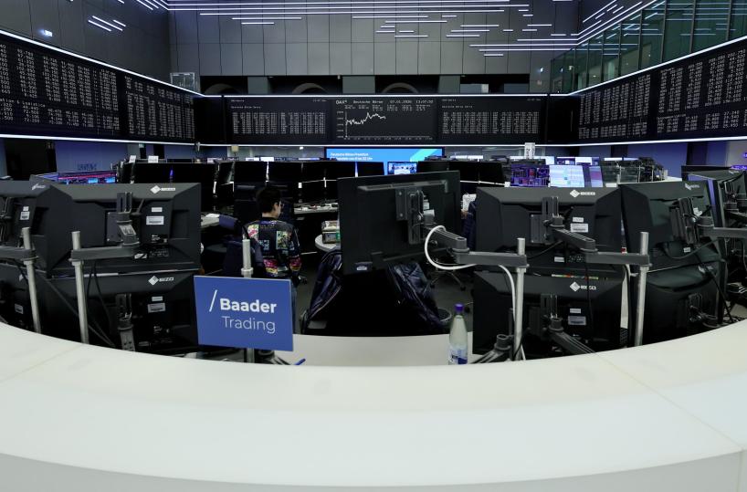 Borsa: l'Europa chiude in ordine sparso, si guarda all'Iran