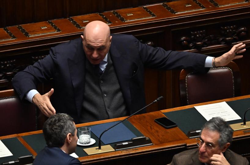 Crosetto, 'qualcuno si vergogna di aiutare Kiev, io ne sono fiero'