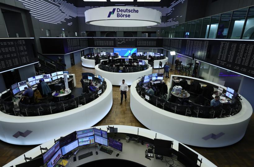 Borsa: l'Europa chiude debole, si guarda a Trump e Fed