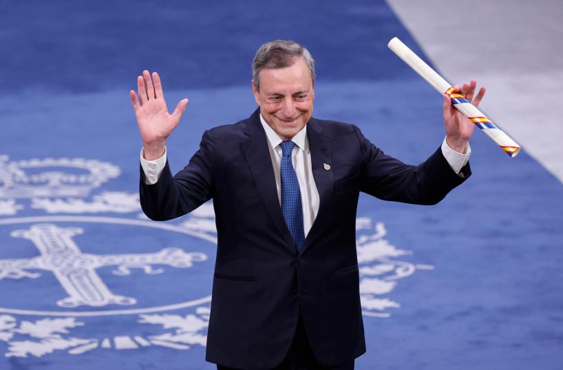 Il premio Carlo Magno a Draghi, 'per la sua grande azione per l'Ue'
