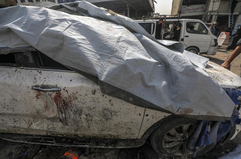 Media Gaza, 'colpita auto da raid Israele, 5 vittime tra cui tre reporter'