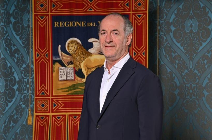 Comunicato Stampa: Presidente Zaia: &ldquo;Insultare #nicoledelago  perch&eacute; parla #ladino  &egrave; grave."