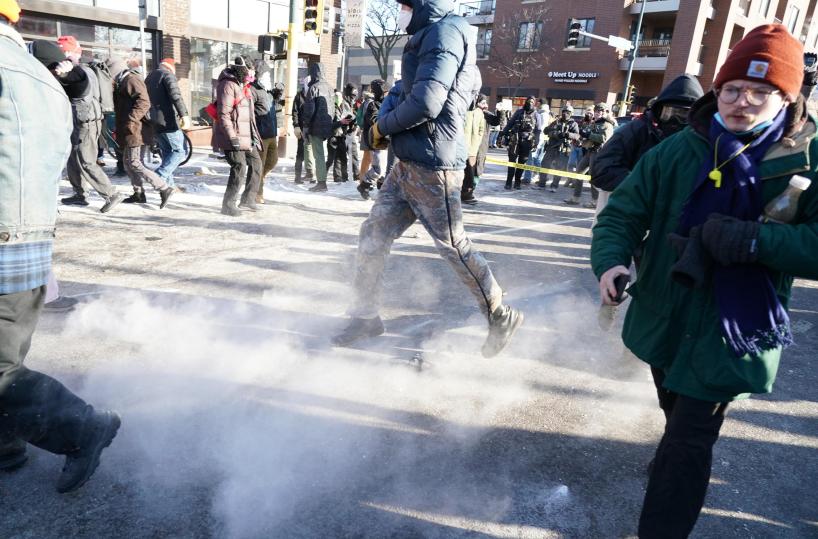 Cnn, morto l'uomo colpito da agenti federali a Minneapolis