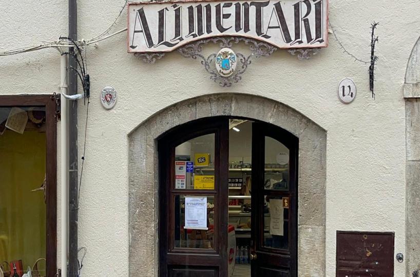 Scomparsi 103mila negozi. Quelli che restano sono pi&ugrave; grandi