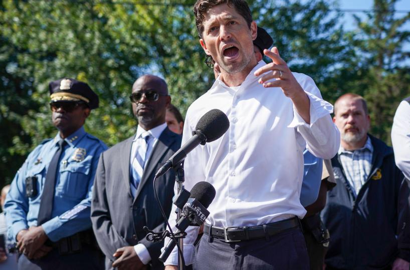 Il sindaco di Minneapolis, alcuni agenti federali andranno via domani