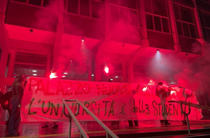 Vietato l'evento di Aska, occupata la sede dell'ateneo a Torino
