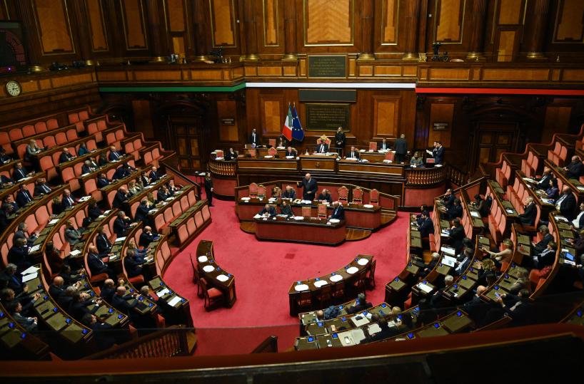 Riammessi 12 emendamenti al Milleproroghe, non c'&egrave; il condono edilizio