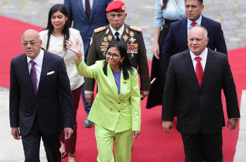 Venezuela, Delcy Rodr&iacute;guez invita l'opposizione a 'restare a Washington'
