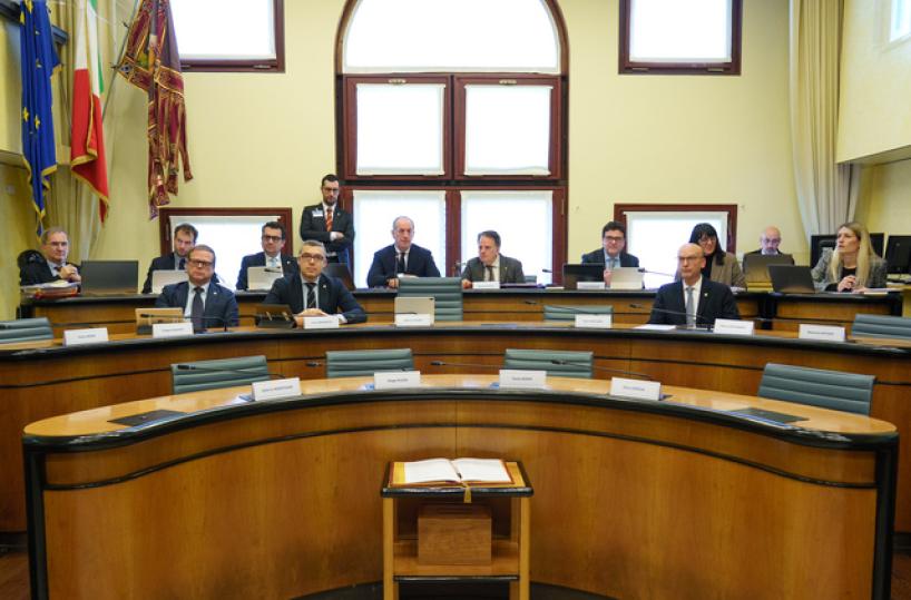 Comunicato Stampa: CRV - Eletti i componenti di Giunta per il regolamento e Consiglio autonomie locali