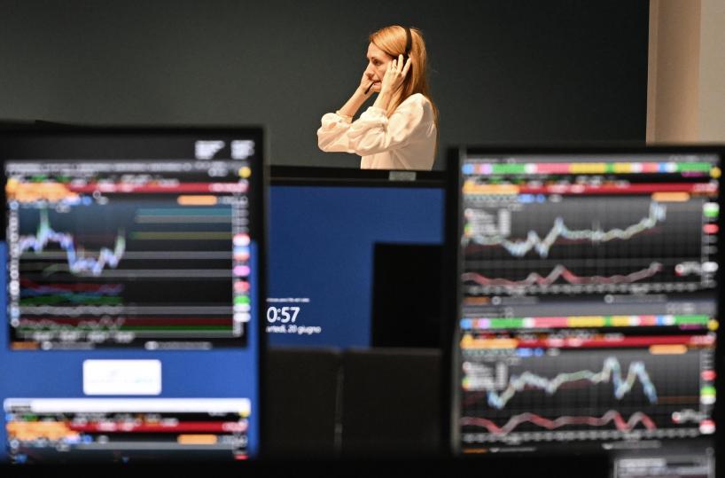 Lo spread tra Btp e Bund apre poco mosso a 61 punti