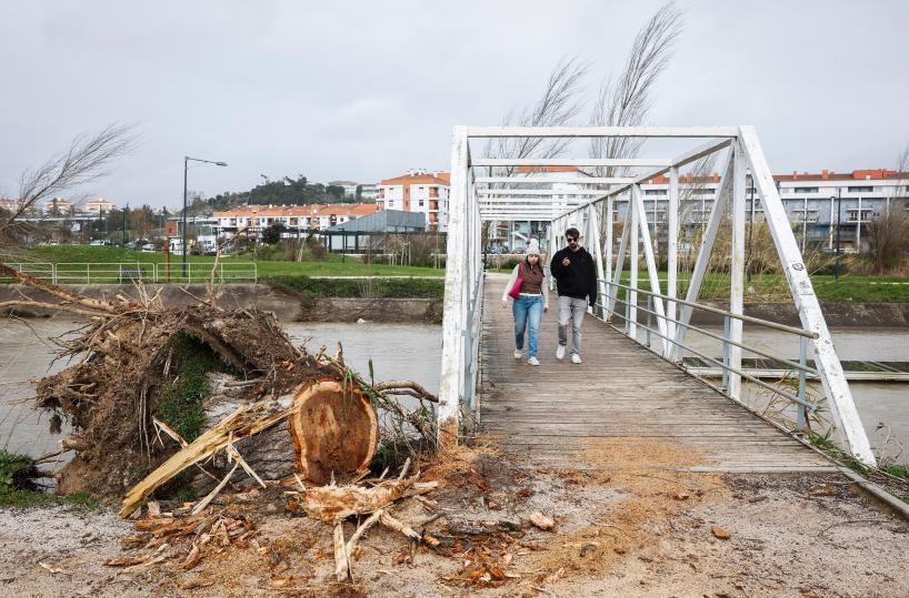 Allerta meteo in Portogallo, rischio di esondazione dei fiumi principali