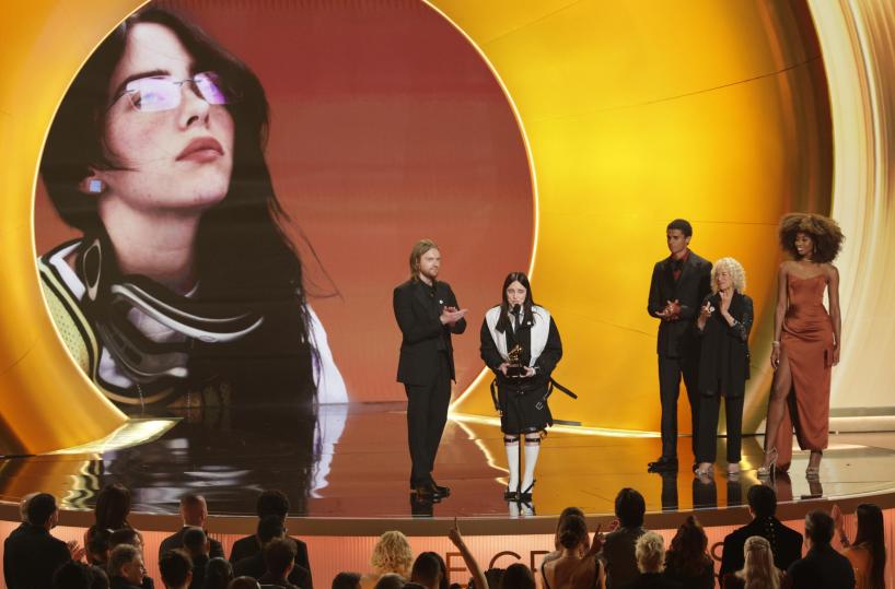 Ai Grammy 'Wildflower' di Billie Eilish canzone dell'anno