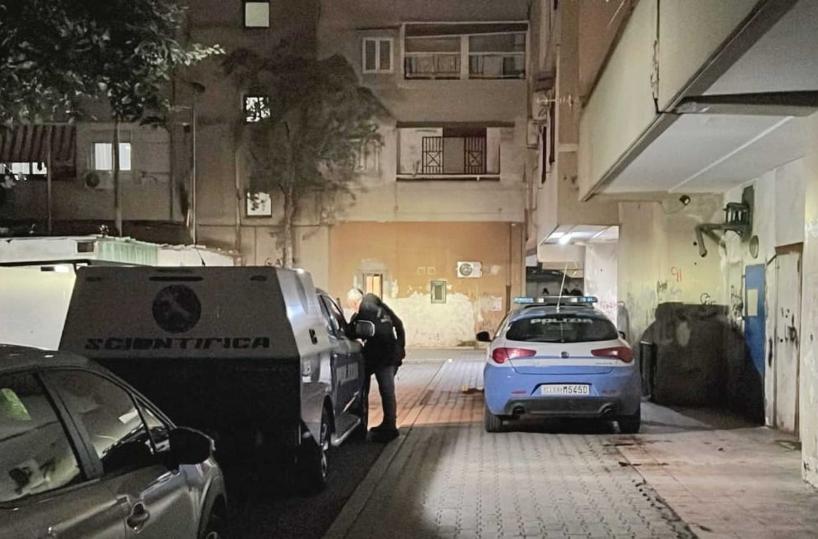 Giovane uccisa a Napoli: in corso le ricerche del fratello
