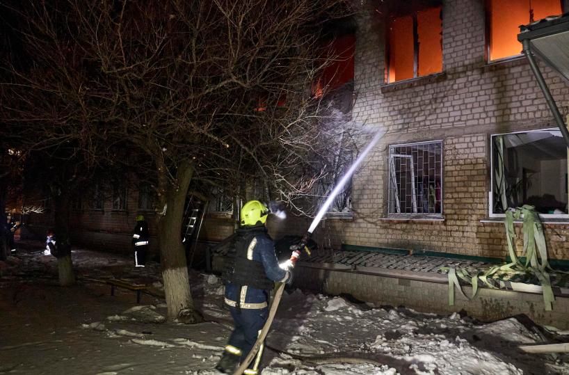 Intenso attacco russo da tre ore anche a Kharkiv