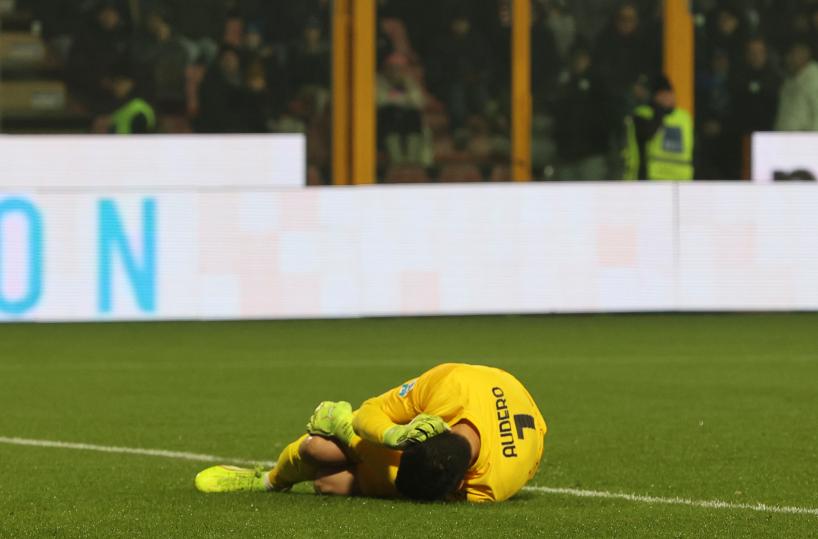 Petardo contro Audero a Cremona, arrestato ultr&agrave; interista