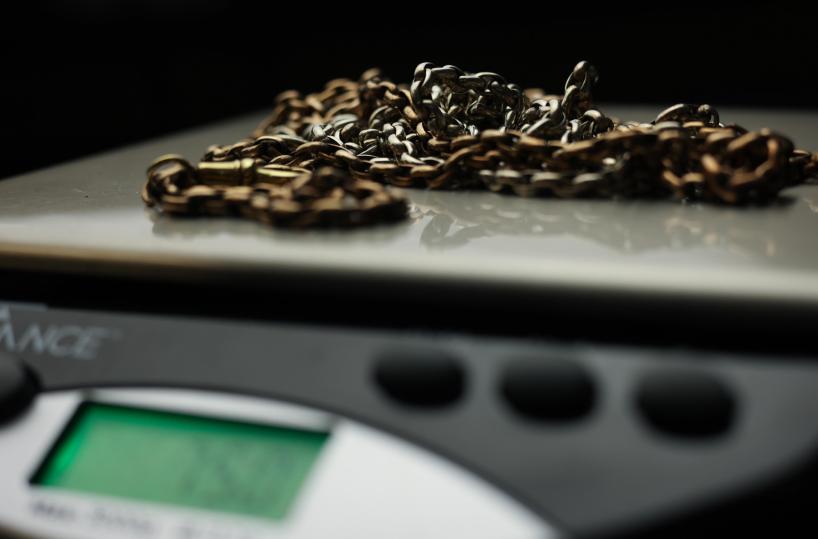 Boom compravendite ai 'compro oro'. Prezzi gioielli +21,6%