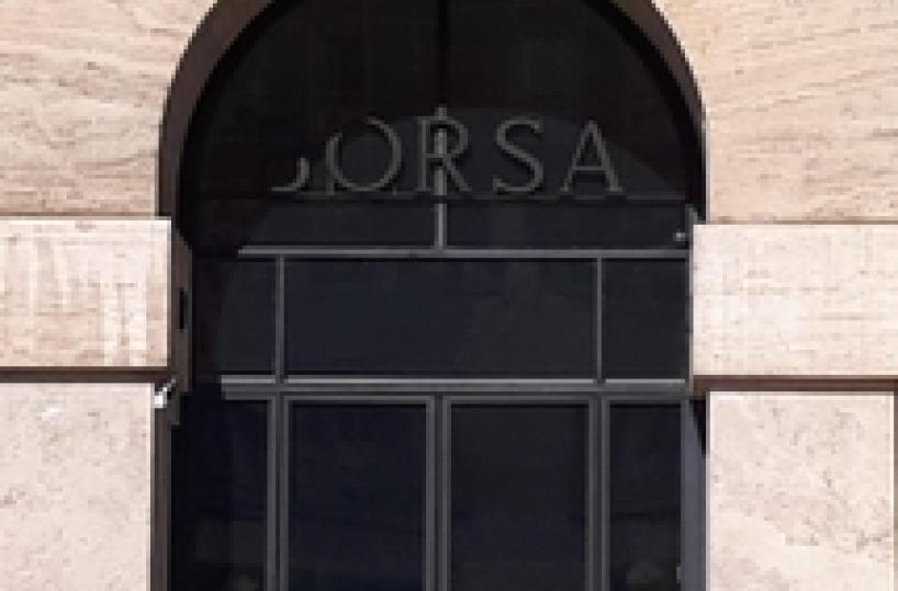 Borsa: Milano corre (+1%) con le banche