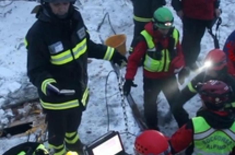 Hotel Rigopiano death toll climbs to 15 (2)