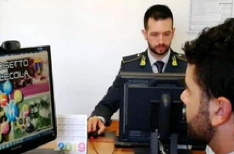 Truffa a Inps, arrestate 2 donne