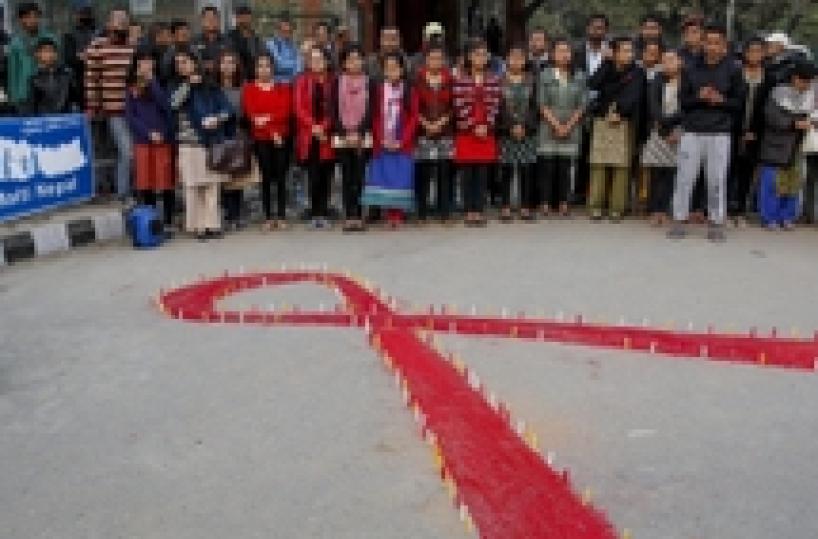 Aids: Unicef, ogni 2 minuti un contagio
