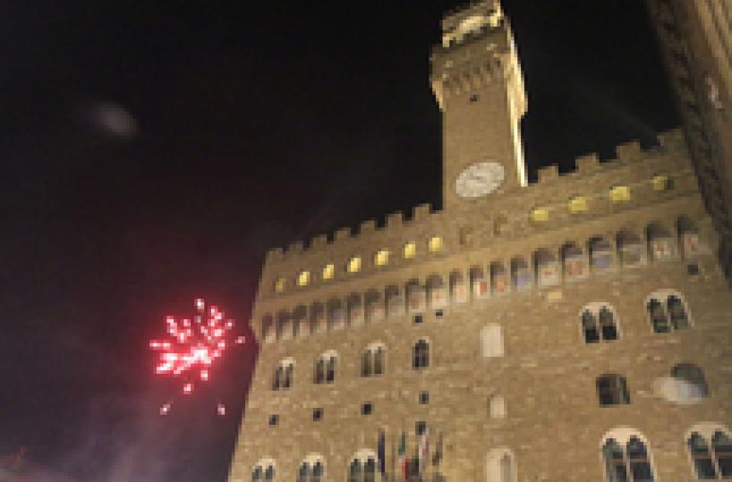 Capodanno, migliaia in piazza a Firenze