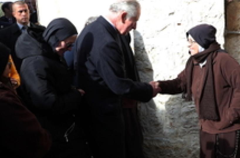 Betlemme: Carlo visita Chiesa Natività