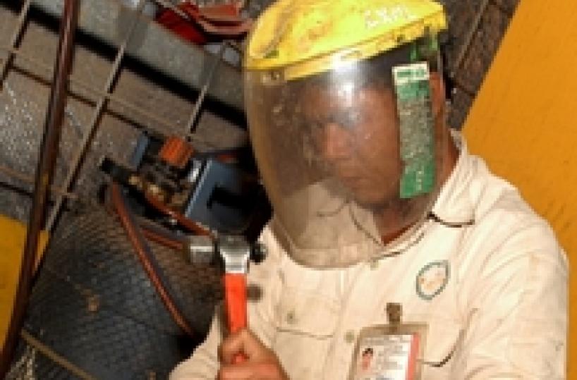 Oro: in rialzo a 1.490,52 dollari