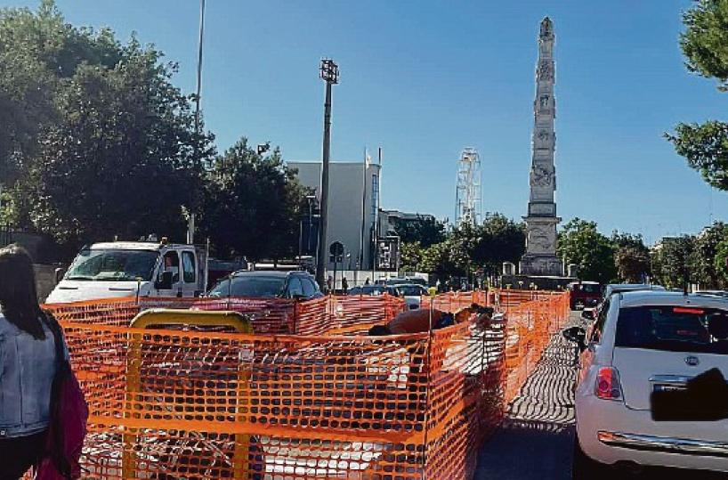 Lecce, sosta più cara e Ztl per scoraggiare le automobili in centro