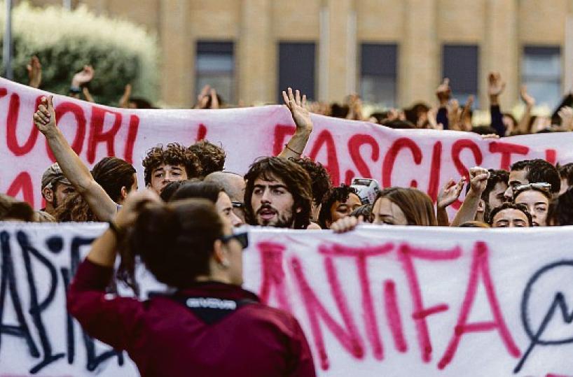 Arrivati a tre repubbliche i problemi sembrano tornare e somigliarsi