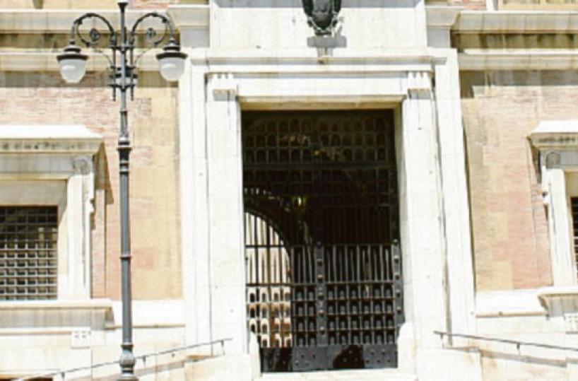 Foggia, prorogata la gestione commissariale: al voto nel 2023