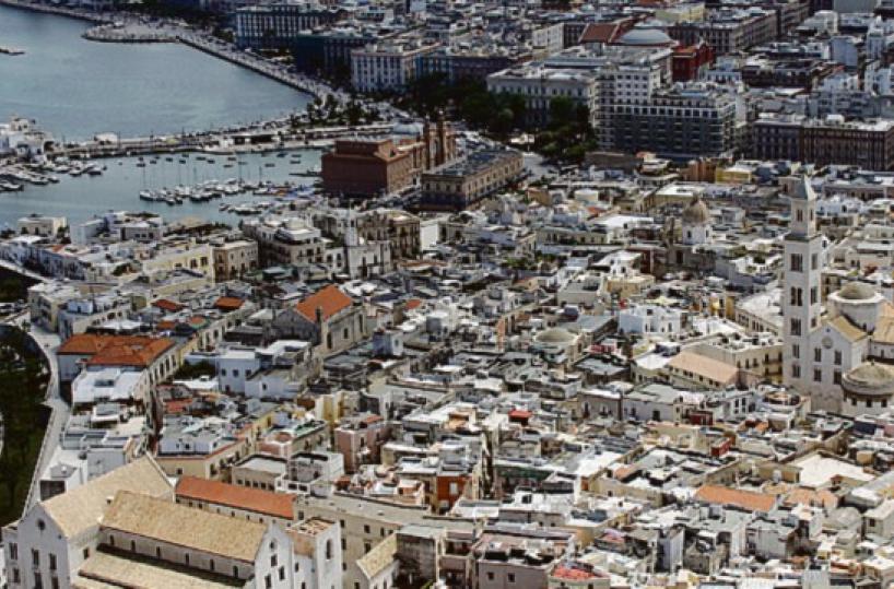 Necrologi e teatro per andare sul sicuro