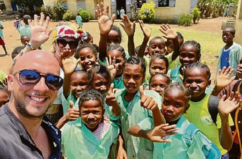 La storia di Ivan lo chef che da Otranto in Africa insegna a cucinare